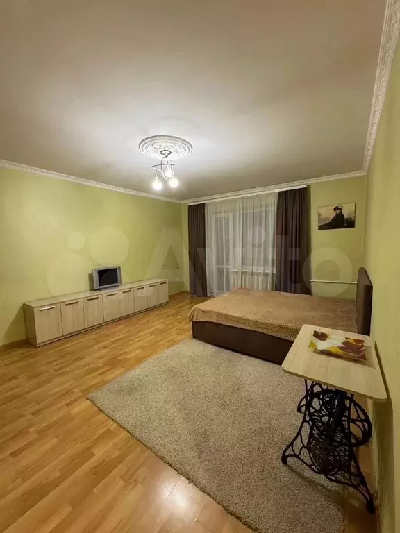 1-к. квартира, 37 м, 2/4 эт. - Фото 0