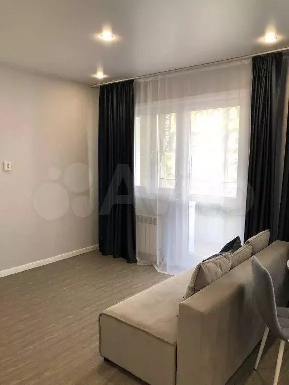 1-к. квартира, 40 м, 6/9 эт. - Фото 1