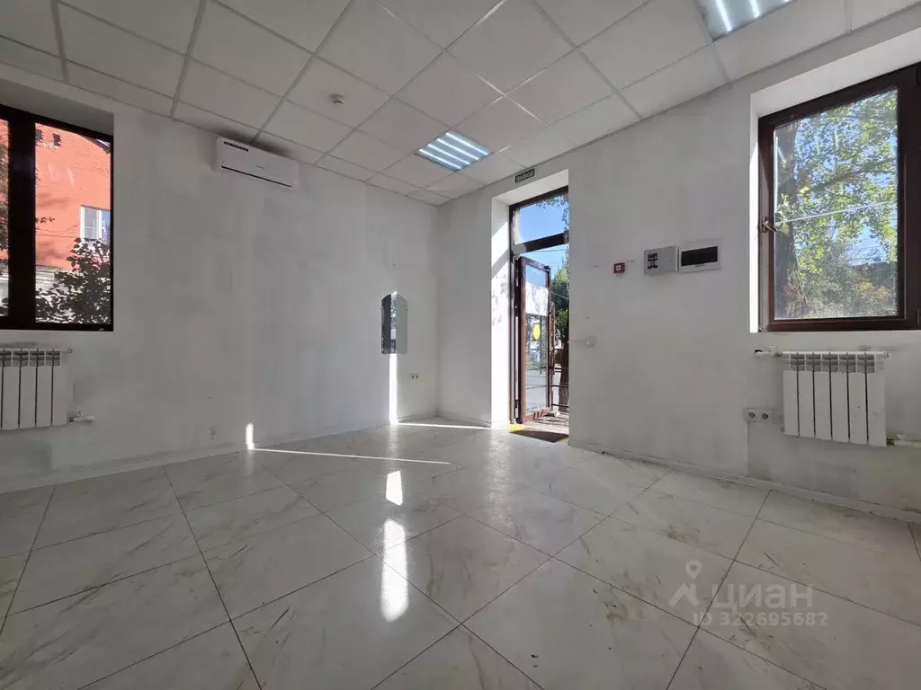 Торговая площадь в Ростовская область, Ростов-на-Дону просп. 40-летия ... - Фото 1