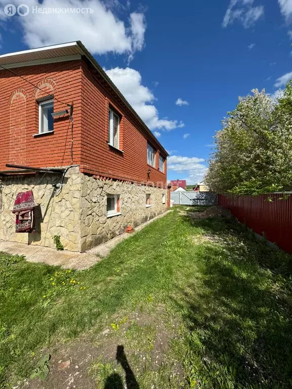 Дом в Октябрьский, кольцо Достоевского (150 м) - Фото 0