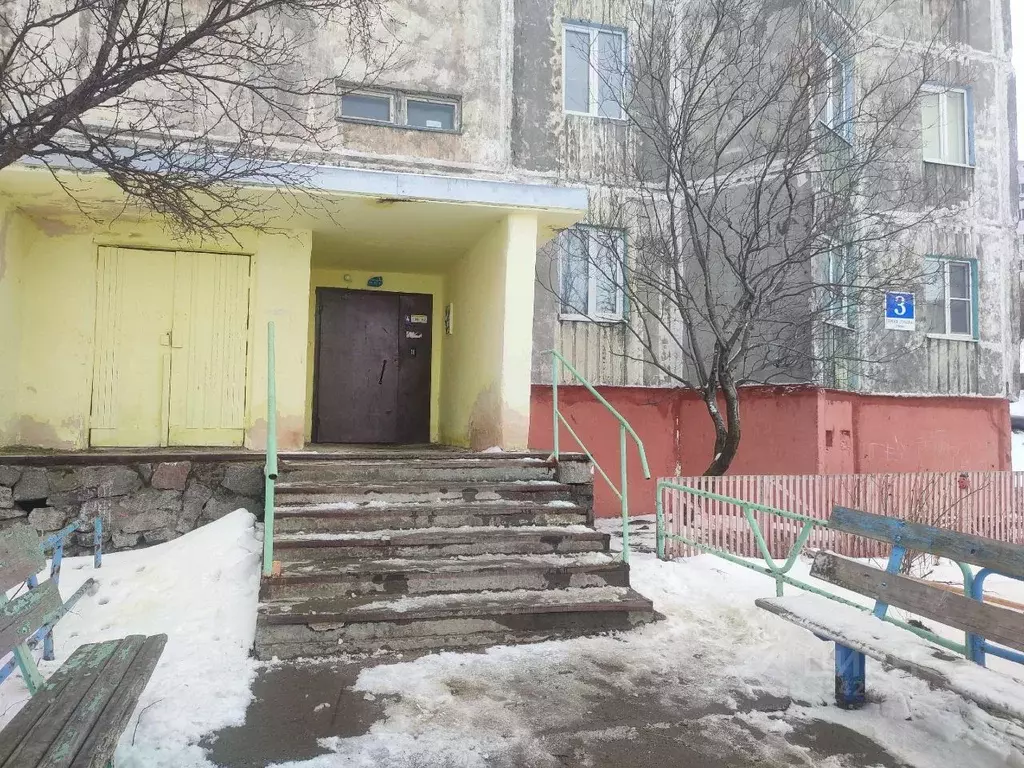 2-к кв. Мурманская область, Полярный ул. Героев Тумана, 3 (42.0 м) - Фото 1