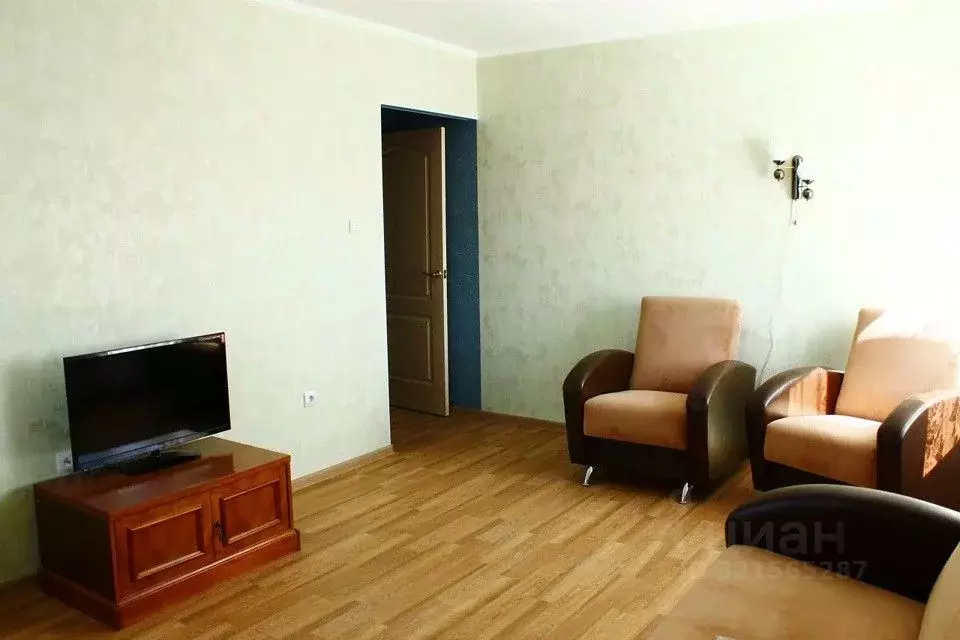 2-к кв. Омская область, Омск Пригородная ул., 23 (62.0 м) - Фото 0