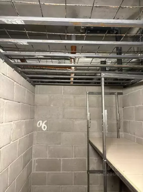 Гараж в Москва Новые Ватутинки жилрайон, Заречный мкр,  (4 м) - Фото 2