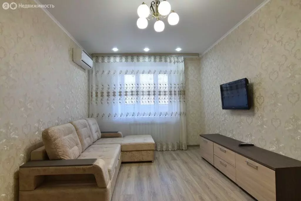 1-комнатная квартира: Казань, улица Тулпар, 4 (36 м) - Фото 1