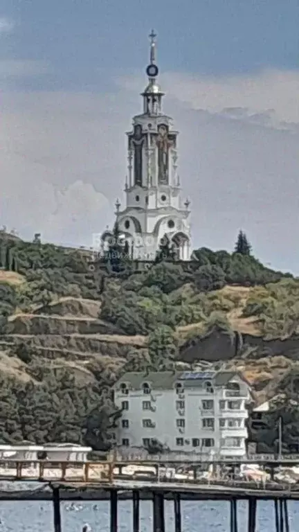 Дом в Крым, Алушта муниципальный округ, с. Малореченское ул. ... - Фото 1