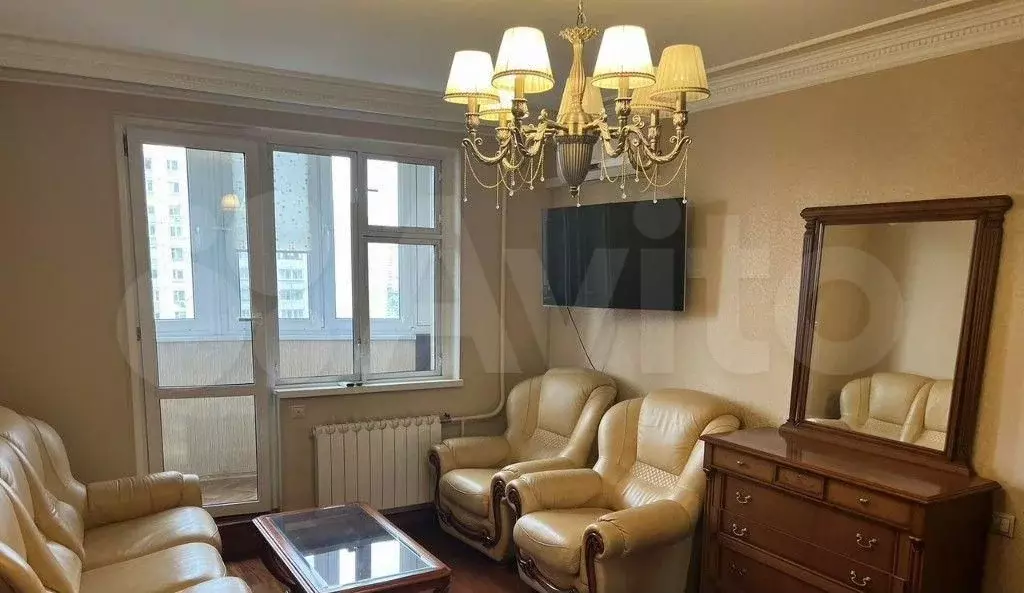 1-к. квартира, 40 м, 13/17 эт. - Фото 0
