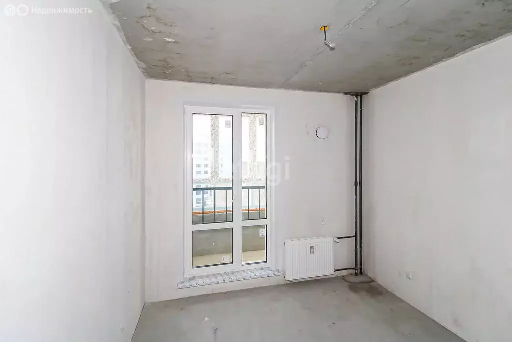 1-комнатная квартира: Тюмень, улица Анатолия Клиндюка, 2 (39 м) - Фото 0