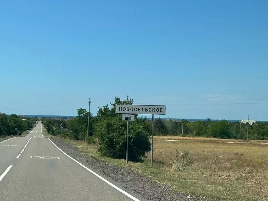 Участок в Крым, Черноморский район, с. Новосельское ул. Вишневая, 10 ... - Фото 2