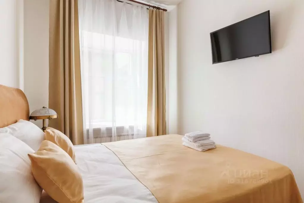 Комната Санкт-Петербург Гороховая ул., 5 (18.0 м) - Фото 1