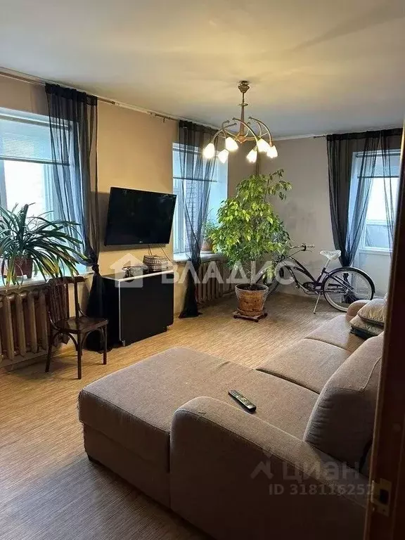 3-к кв. Санкт-Петербург Шлиссельбургский просп., 9 (81.4 м) - Фото 0