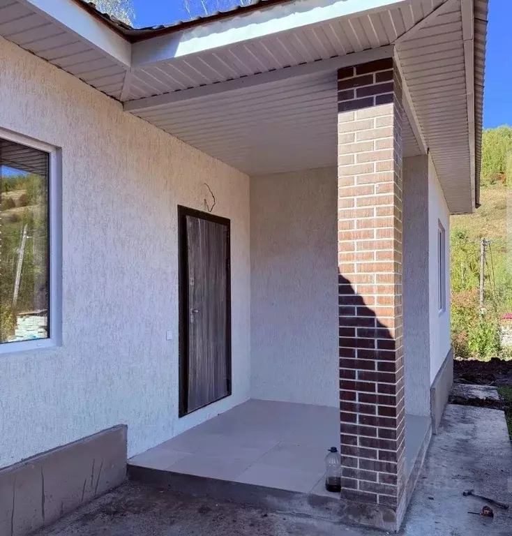 Дом в Алтай, Горно-Алтайск ул. Красноярская, 20 (101 м) - Фото 1