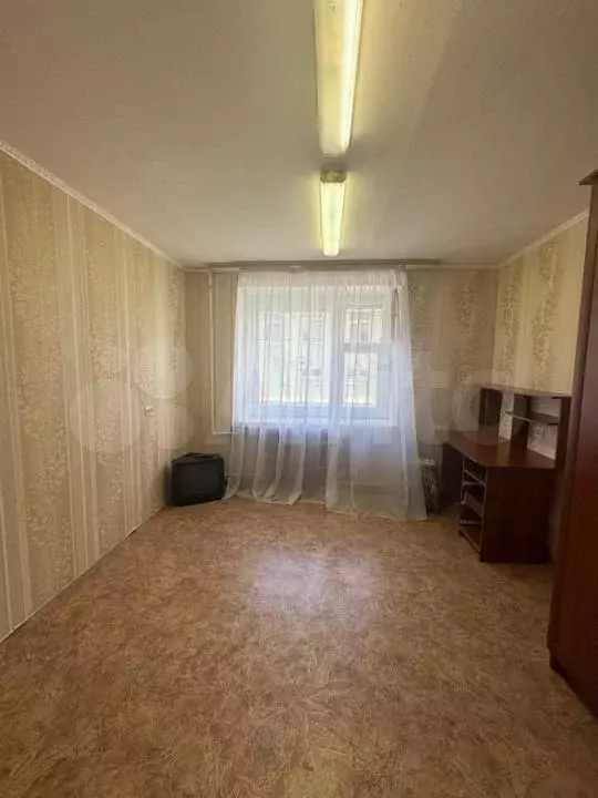 Комната 12,5 м в 4-к., 1/9 эт. - Фото 0