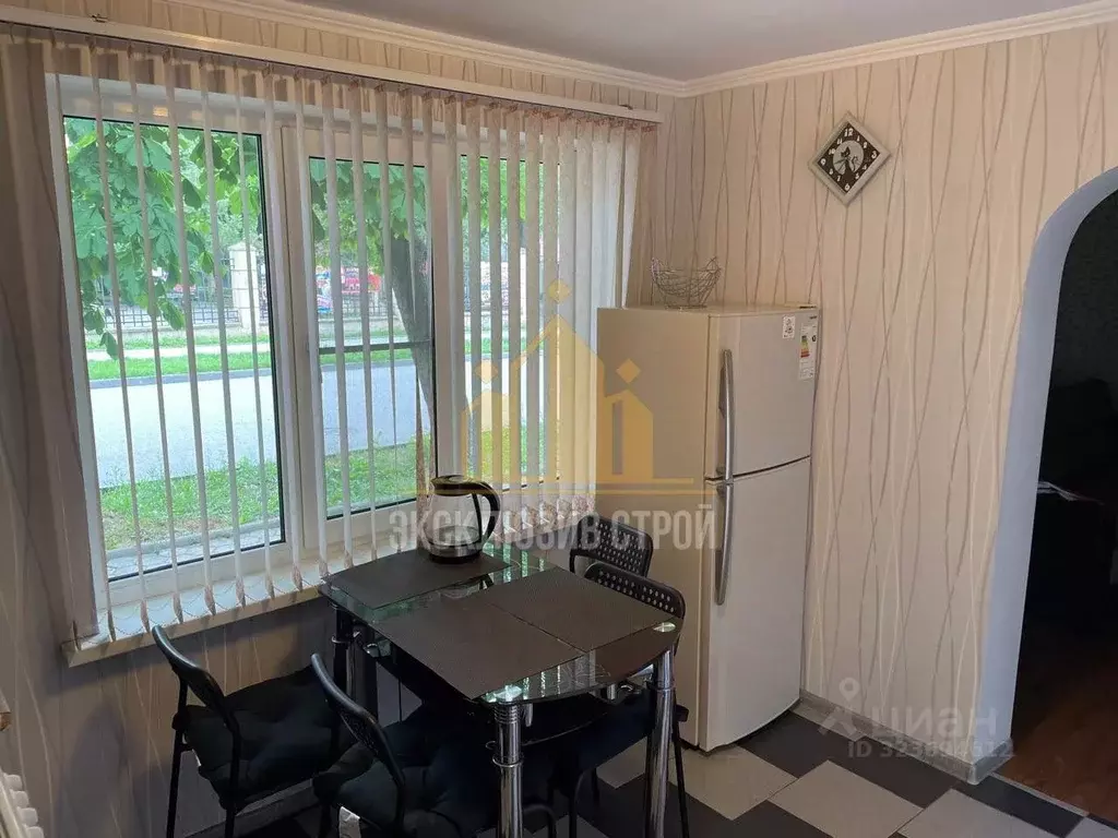 2-к кв. Ставропольский край, Ессентуки ул. Анджиевского, 27 (42.0 м) - Фото 2