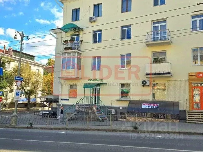 Торговая площадь в Севастополь ул. Адмирала Октябрьского, 9 (52 м) - Фото 1