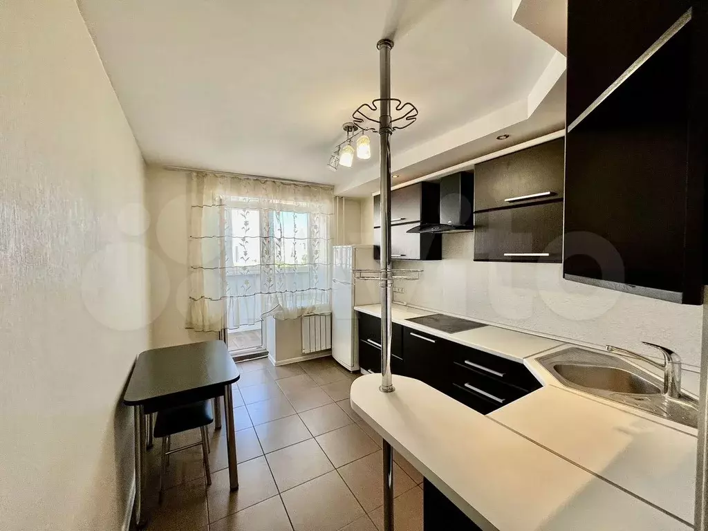 1-к. квартира, 38 м, 8/10 эт. - Фото 0