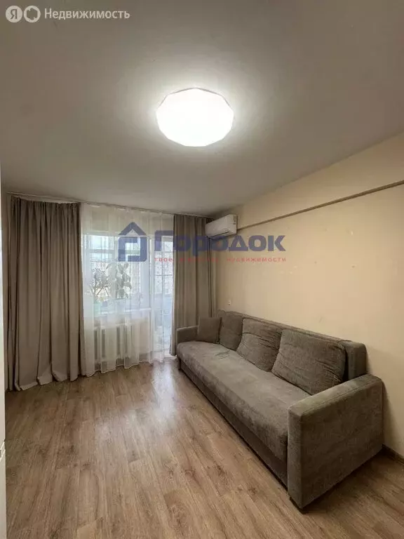 2-комнатная квартира: Каменск-Уральский, Каменская улица, 55 (44 м) - Фото 2