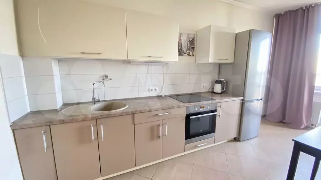 1-к. квартира, 40 м, 15/19 эт. - Фото 1