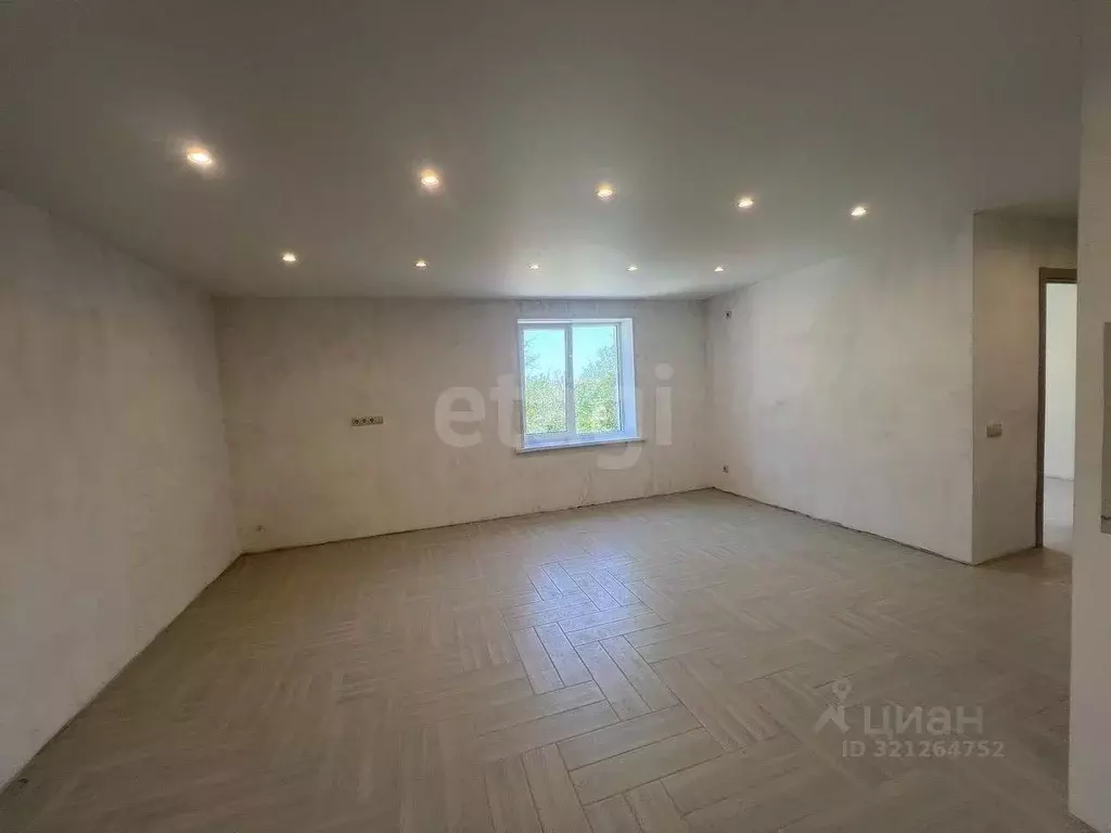 2-к кв. Крым, Сакский район, с. Фрунзе ул. Гагарина (65.0 м) - Фото 1