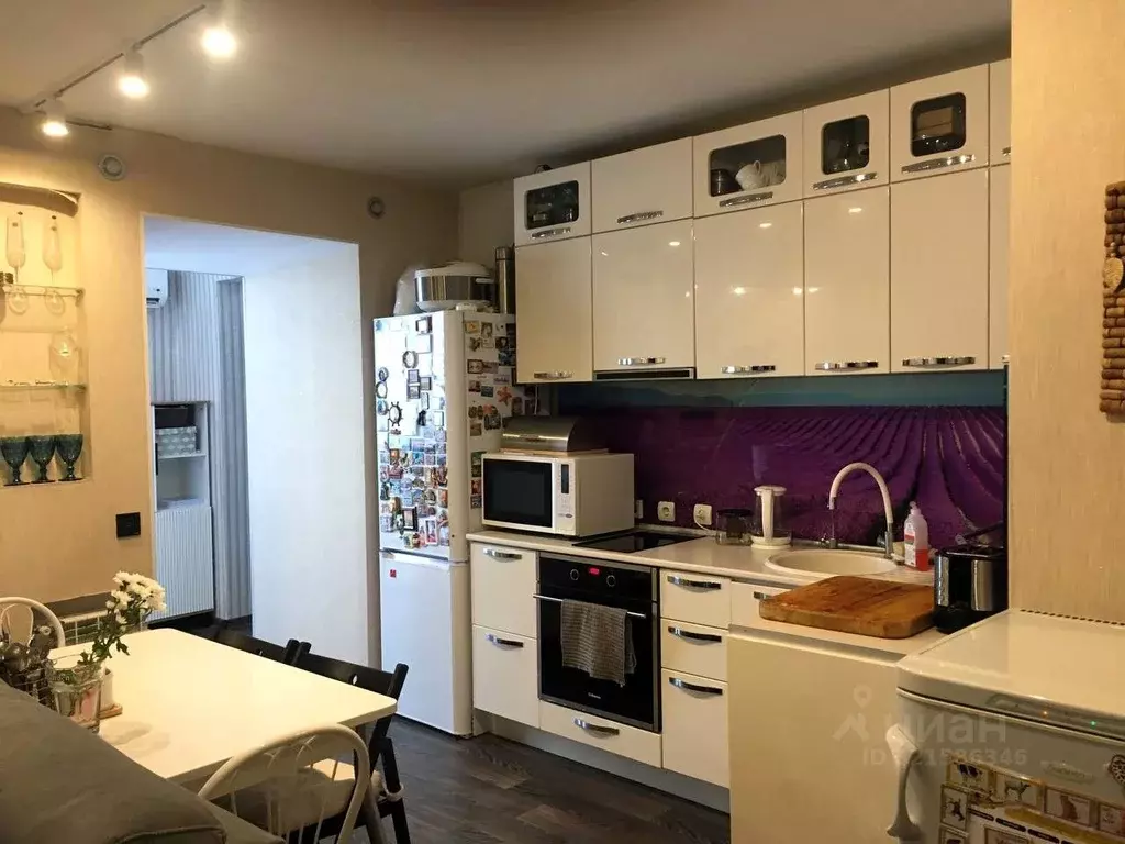 2-к кв. Томская область, Томск Вокзальная ул., 21 (58.0 м) - Фото 0