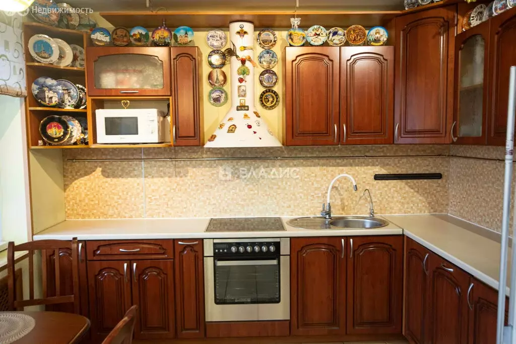 3-комнатная квартира: Петрозаводск, улица Островского, 38 (65.3 м) - Фото 1