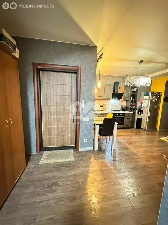 2-комнатная квартира: Кольцово, 37 (68.7 м) - Фото 1