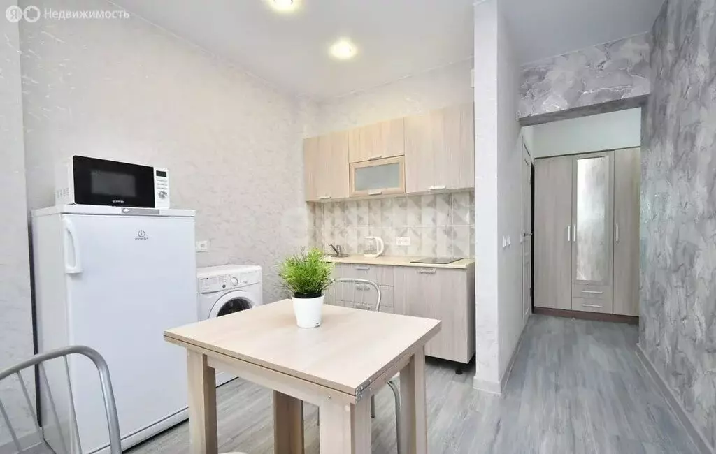 Квартира-студия: Красноярск, улица 78-й Добровольческой Бригады, 23 ... - Фото 1