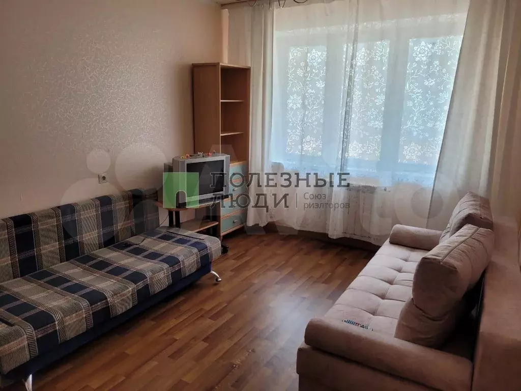 1-к. квартира, 38 м, 4/10 эт. - Фото 0