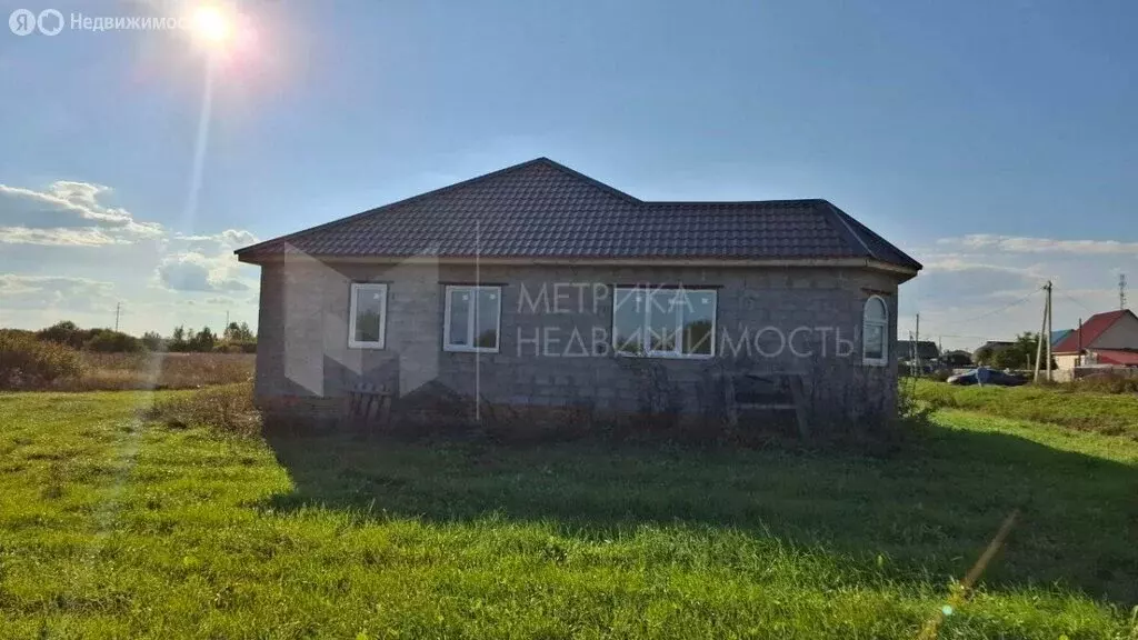 Дом в село Исетское, Молодёжная улица (96 м) - Фото 1