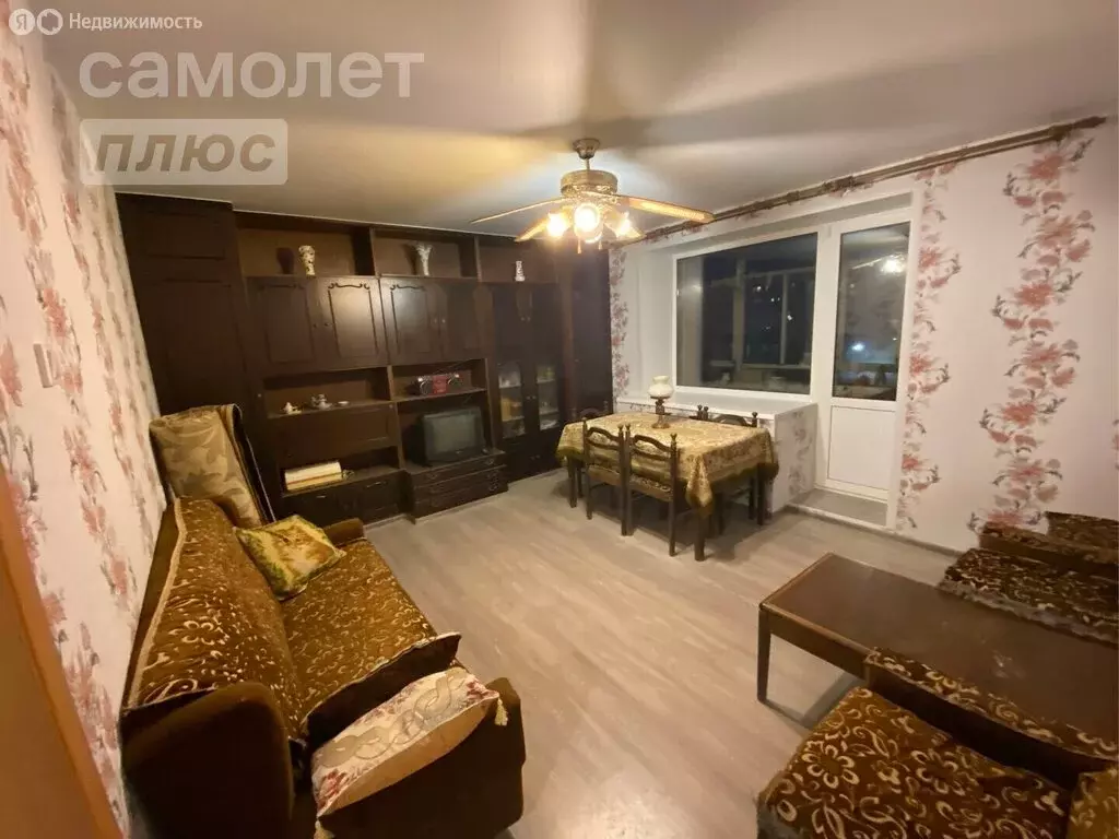 3-комнатная квартира: Сыктывкар, улица Чкалова, 26 (84.6 м) - Фото 0