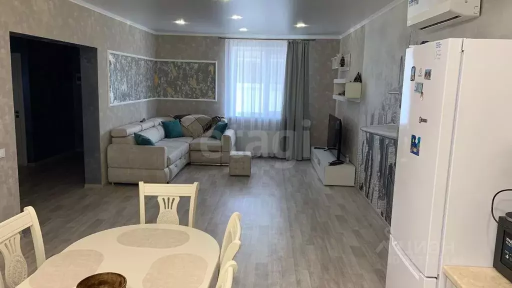 Дом в Воронежская область, Лиски ул. Весенняя, 65 (110 м) - Фото 1