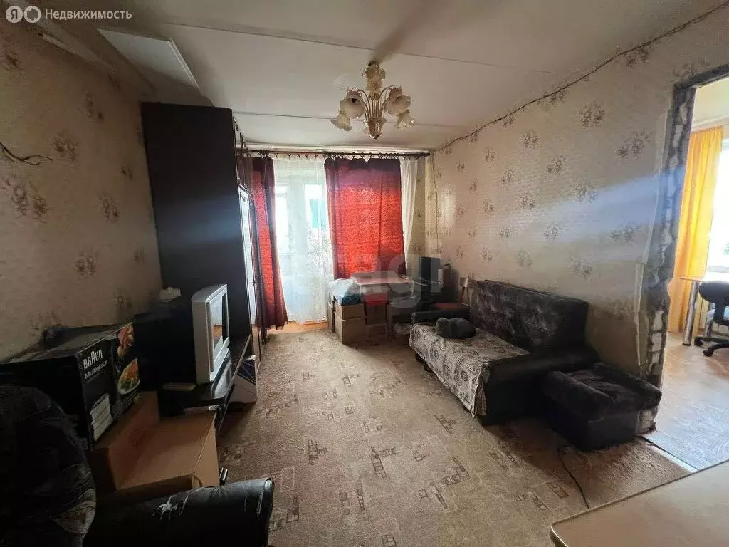 3-комнатная квартира: Губкин, улица Ленина, 68 (52 м) - Фото 1