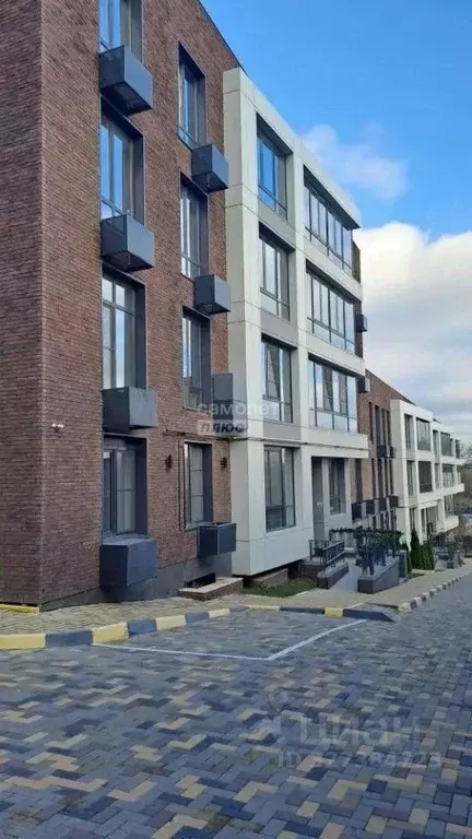 3-к кв. Курская область, Курск Тускарная ул., 18 (104.6 м) - Фото 0