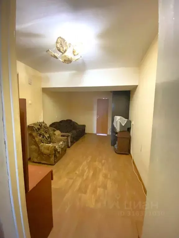 1-к кв. Волгоградская область, Волжский ул. Кирова, 26 (36.4 м) - Фото 0