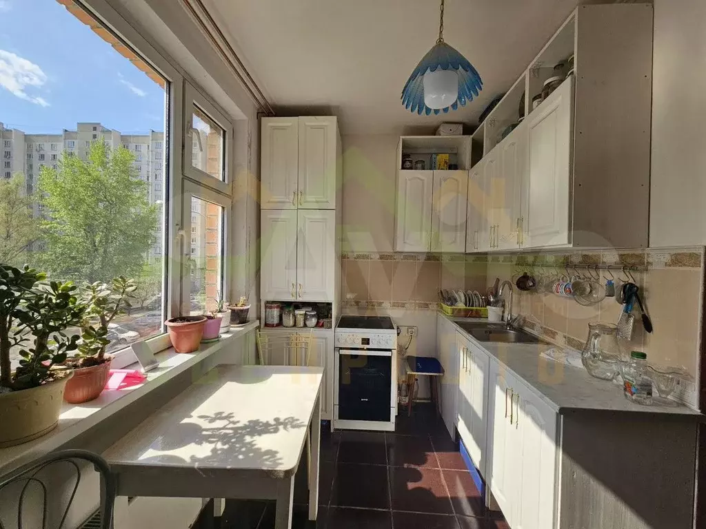 1-к. квартира, 38 м, 3/14 эт. - Фото 1