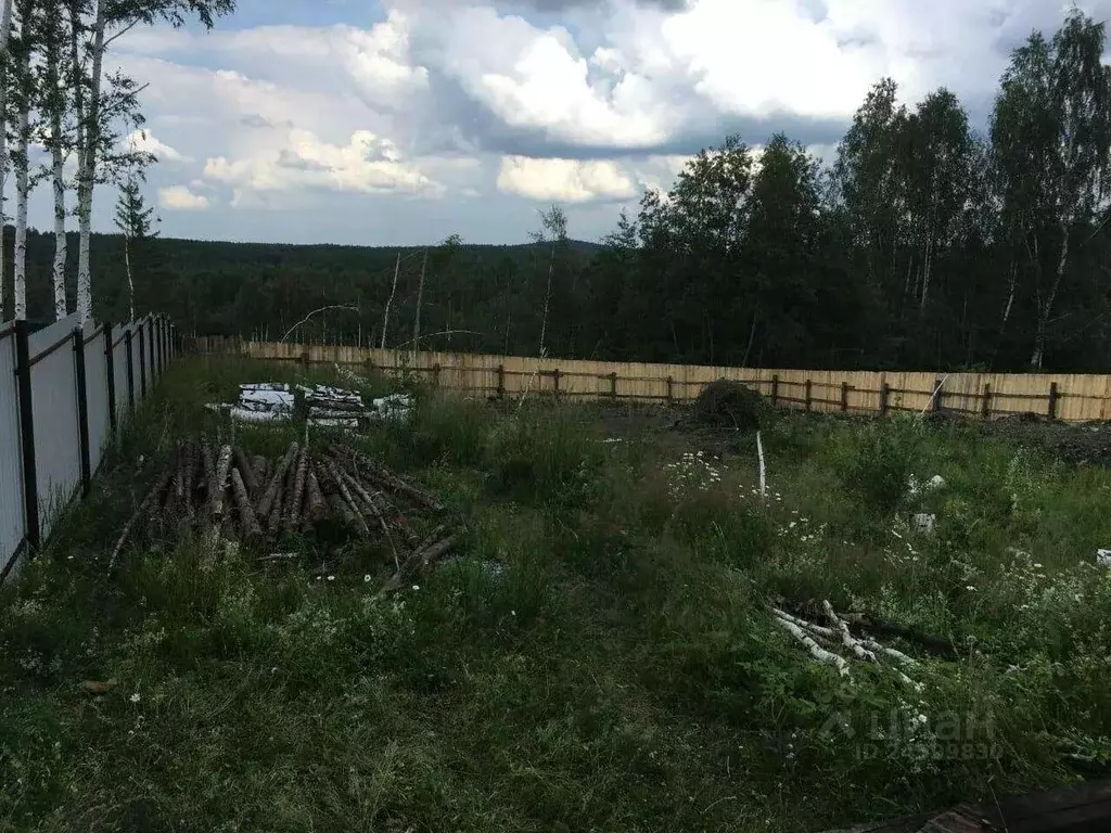 Участок в Свердловская область, Верх-Нейвинский пгт ул. Березовая ... - Фото 1