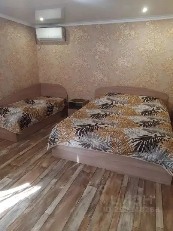 2-к кв. Ростовская область, Новочеркасск просп. Ермака, 73 (40.0 м) - Фото 1
