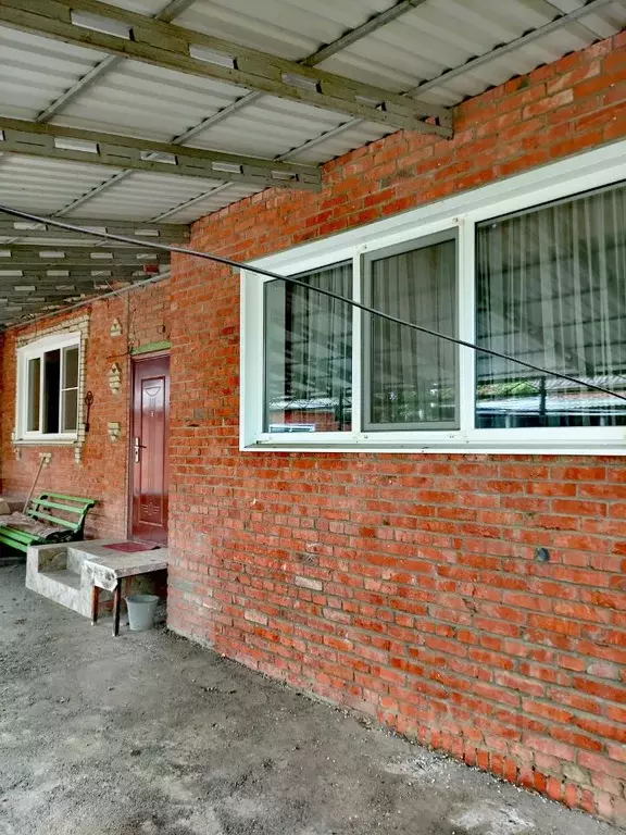 Дом в Краснодарский край, Тихорецк Комсомольская ул. (70 м) - Фото 2