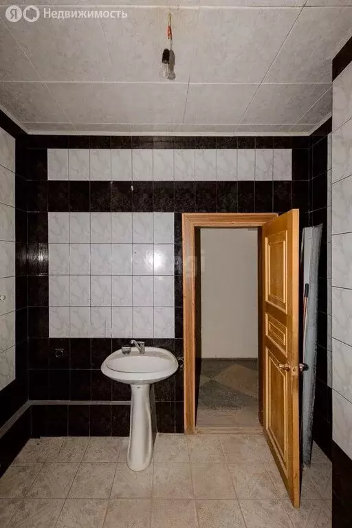 Помещение свободного назначения (350 м) - Фото 0