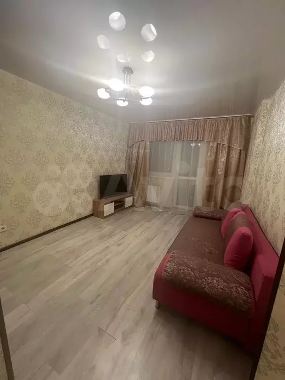 1-к. квартира, 32 м, 8/15 эт. - Фото 1