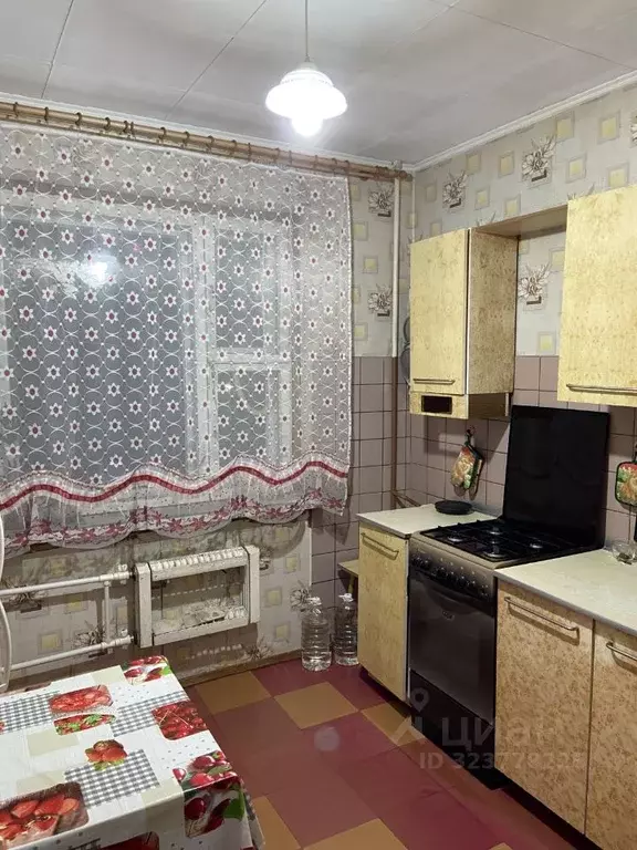 3-к кв. Саратовская область, Саратов ул. 4-я Прокатная, 17 (64.0 м) - Фото 2