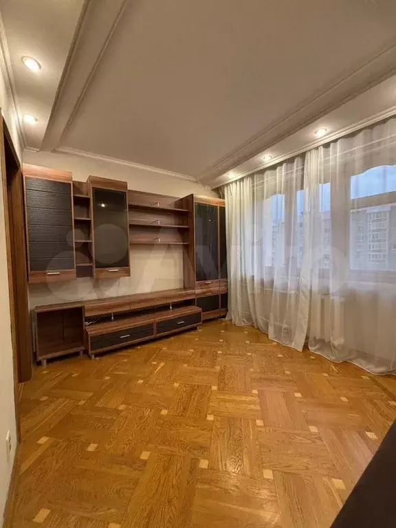 3-к. квартира, 110 м, 6/10 эт. - Фото 1