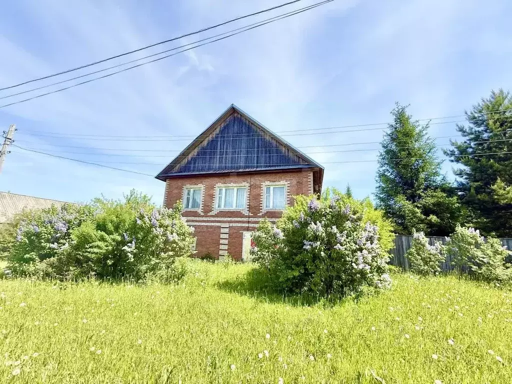 Дом в Удмуртия, Увинский район, д. Кулябино Лесная ул., 9 (288 м) - Фото 0