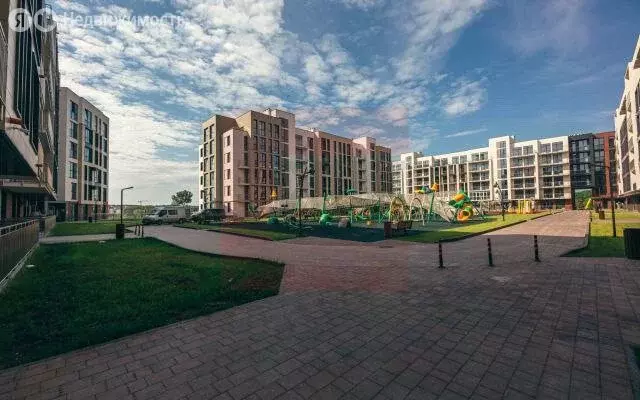 3-комнатная квартира: Зеленоградск, улица Гагарина, 87 (94.7 м) - Фото 1