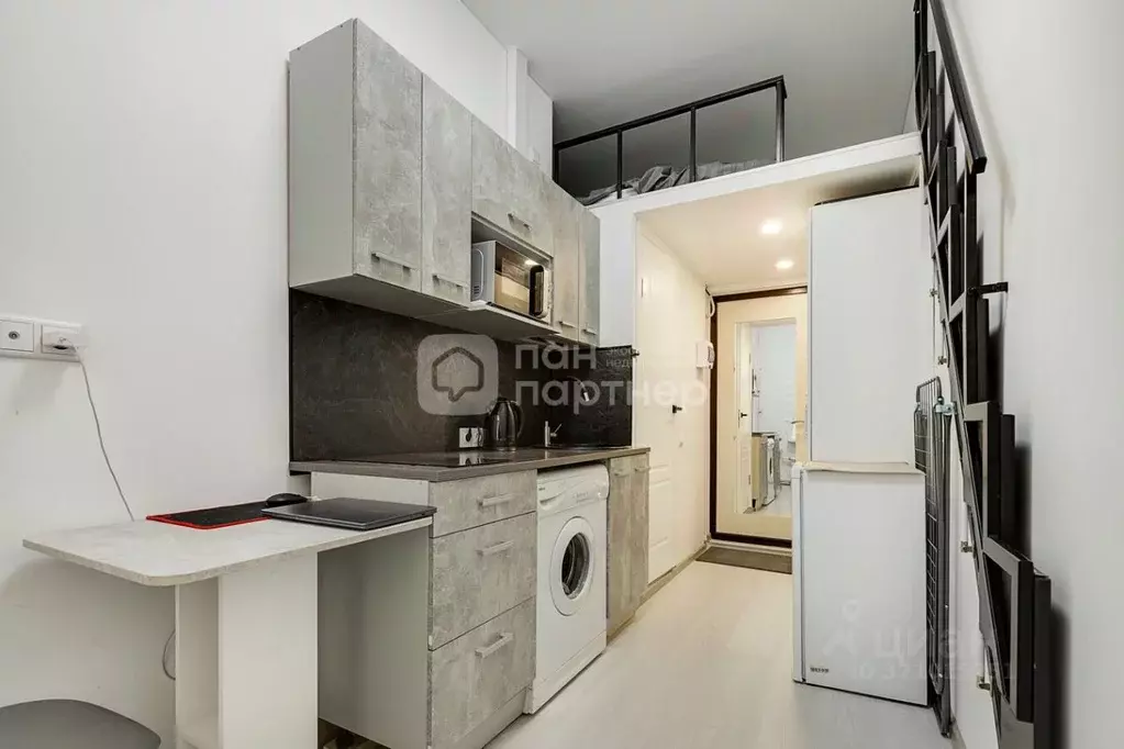 Студия Санкт-Петербург Вознесенский просп., 51 (10.0 м) - Фото 0