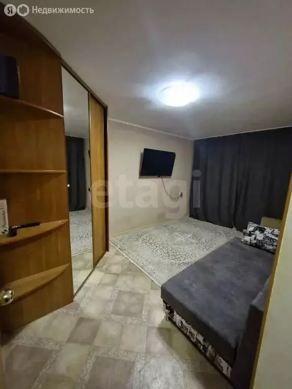 2-комнатная квартира: Тюмень, улица 50 лет Октября, 37А (43.2 м) - Фото 2