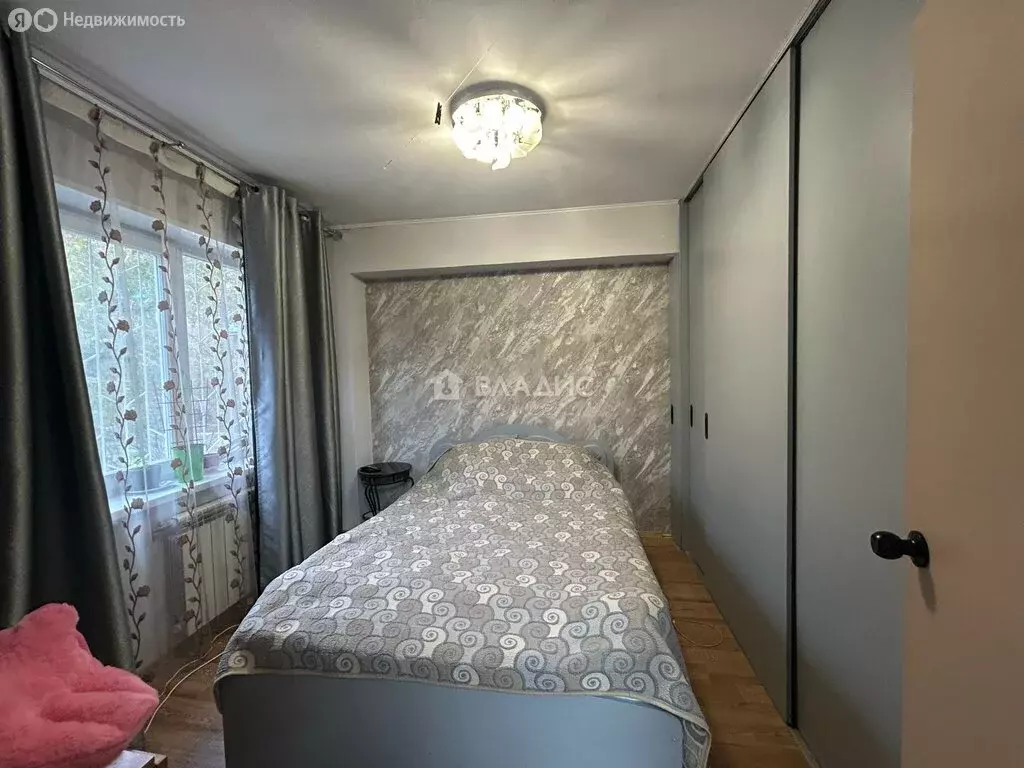 3-комнатная квартира: Улан-Удэ, Ключевская улица, 52 (50 м) - Фото 0