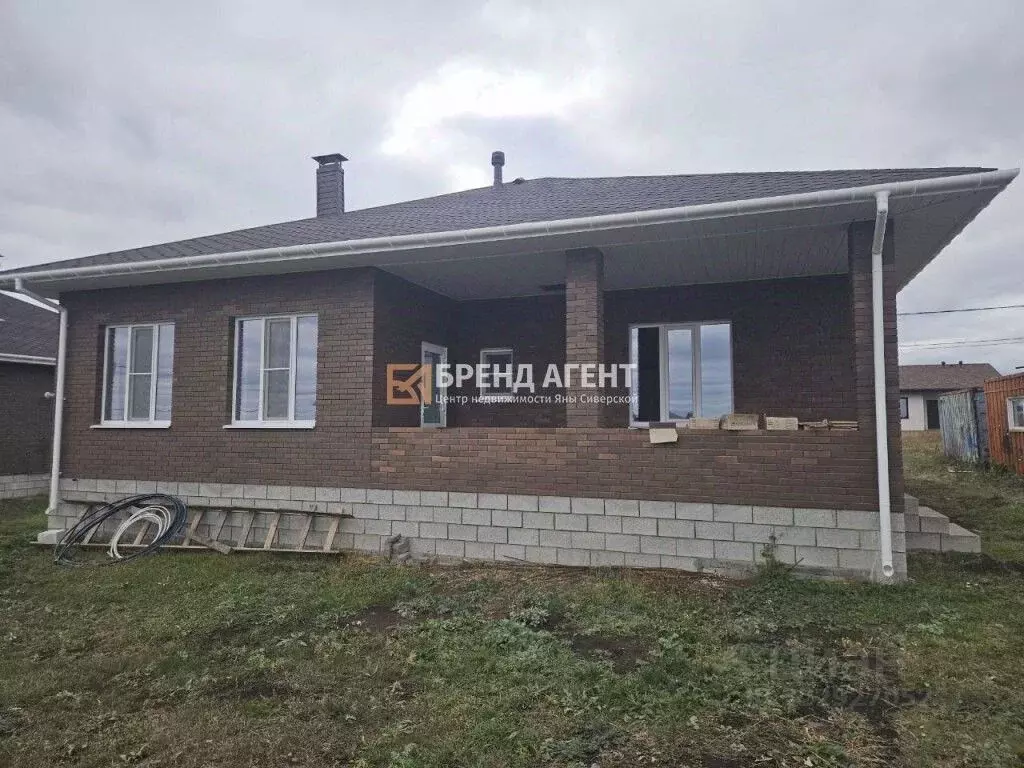 Дом в Белгородская область, Белгородский район, Дубовское с/пос, с. ... - Фото 1