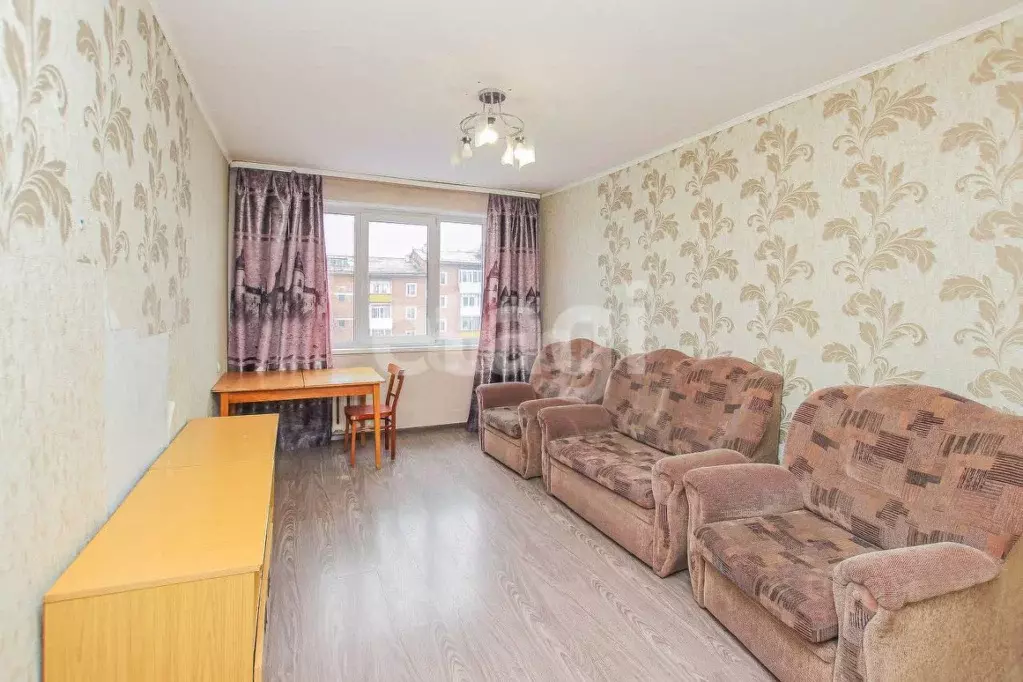 2-к кв. Бурятия, Улан-Удэ ул. Антонова, 16 (46.5 м) - Фото 0