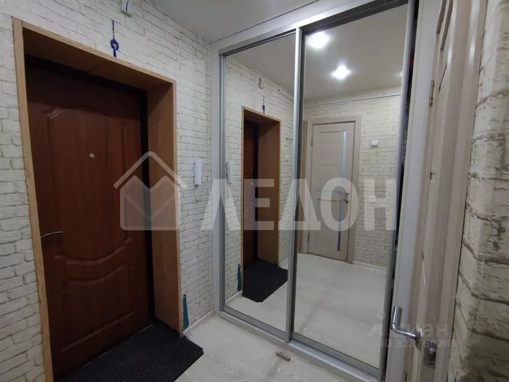 1-к кв. Омская область, Омск Мельничная ул., 89к6 (32.6 м) - Фото 2