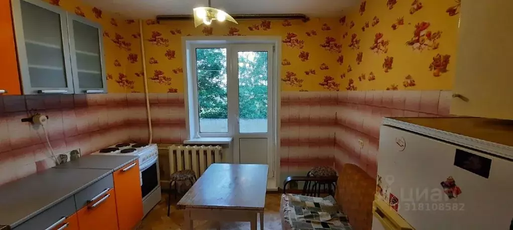 3-к кв. Псковская область, Великие Луки ул. Дружбы, 37к1 (68.0 м) - Фото 1